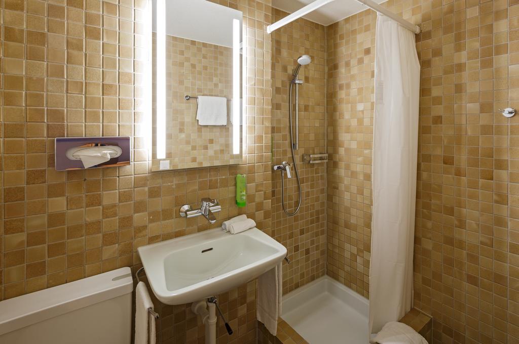 Hotel & Restaurant Chaernsmatt Ротенбург Стая снимка