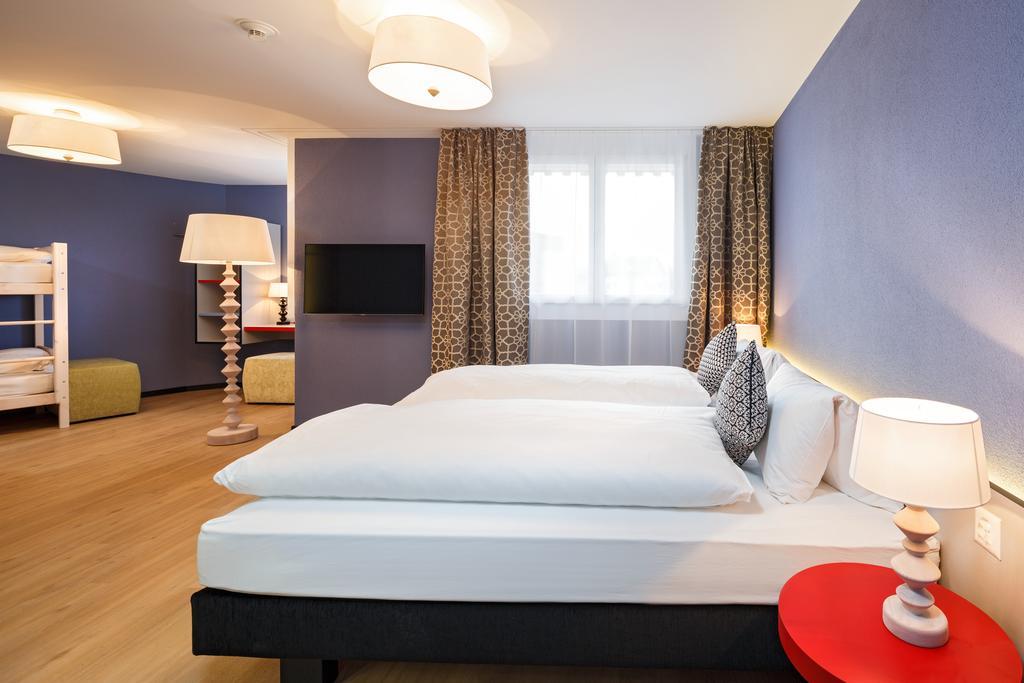 Hotel & Restaurant Chaernsmatt Ротенбург Стая снимка